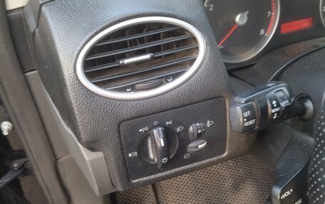 Ford Focus II рестайлинг, 2007 год, 250 000 рублей, 13 фотография