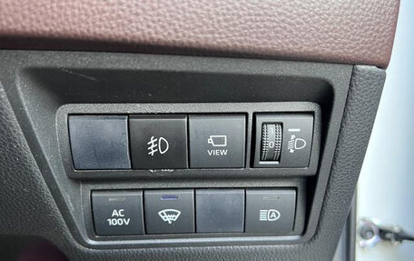 Toyota Yaris Cross, 2022 год, 1 590 000 рублей, 14 фотография