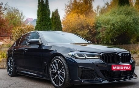 BMW 5 серия, 2021 год, 6 650 000 рублей, 2 фотография