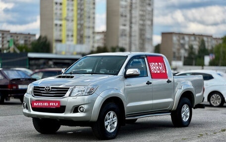 Toyota Hilux VII, 2014 год, 2 149 000 рублей, 2 фотография