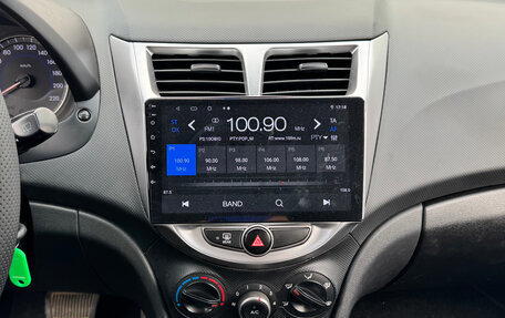Hyundai Solaris II рестайлинг, 2016 год, 909 000 рублей, 18 фотография