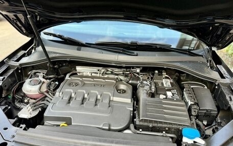Volkswagen Tiguan II, 2019 год, 2 500 000 рублей, 2 фотография