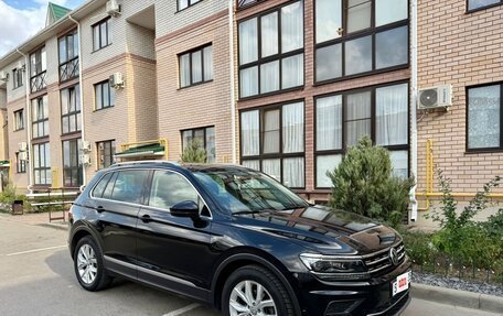 Volkswagen Tiguan II, 2019 год, 2 500 000 рублей, 21 фотография