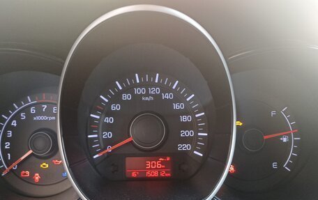 KIA Rio III рестайлинг, 2015 год, 870 000 рублей, 15 фотография