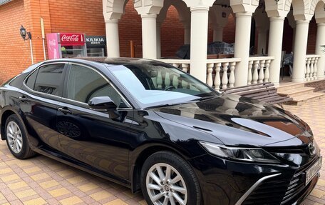 Toyota Camry, 2021 год, 3 100 000 рублей, 3 фотография