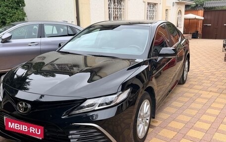 Toyota Camry, 2021 год, 3 100 000 рублей, 1 фотография