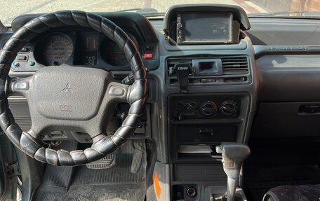 Mitsubishi Pajero III рестайлинг, 1994 год, 500 000 рублей, 4 фотография