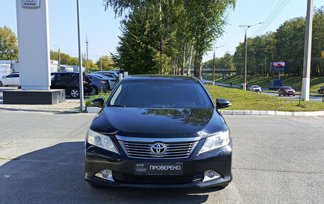 Toyota Camry, 2012 год, 1 330 000 рублей, 2 фотография