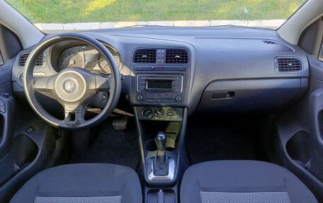 Volkswagen Polo VI (EU Market), 2013 год, 880 000 рублей, 14 фотография