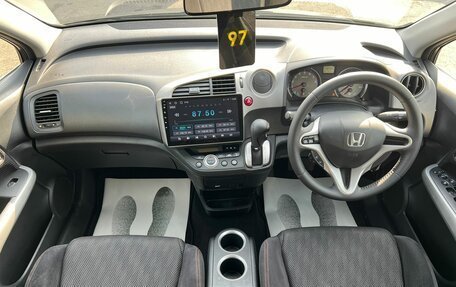 Honda Stream II, 2010 год, 1 499 999 рублей, 16 фотография