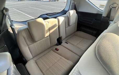 Honda Freed II, 2017 год, 1 700 000 рублей, 10 фотография
