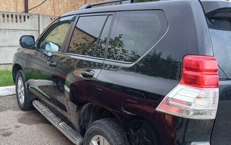 Toyota Land Cruiser Prado 150 рестайлинг 2, 2012 год, 3 300 000 рублей, 3 фотография