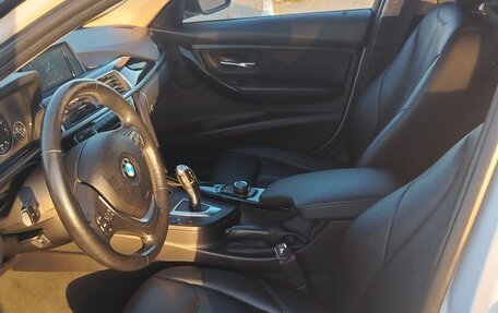 BMW 3 серия, 2017 год, 1 760 000 рублей, 9 фотография