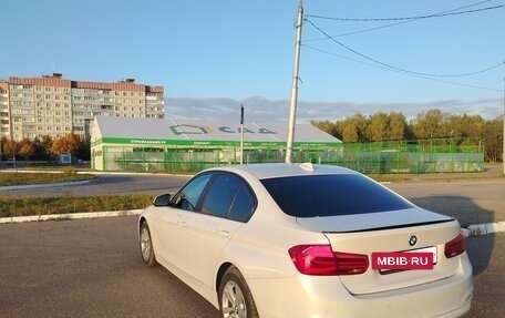 BMW 3 серия, 2017 год, 1 760 000 рублей, 8 фотография