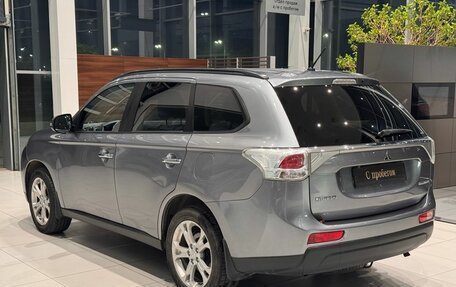 Mitsubishi Outlander III рестайлинг 3, 2012 год, 1 290 000 рублей, 6 фотография