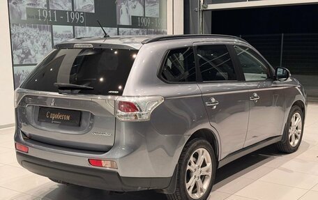 Mitsubishi Outlander III рестайлинг 3, 2012 год, 1 290 000 рублей, 4 фотография