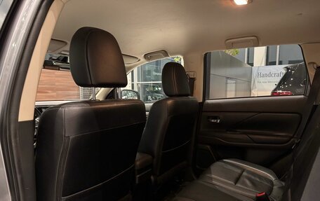 Mitsubishi Outlander III рестайлинг 3, 2012 год, 1 290 000 рублей, 19 фотография