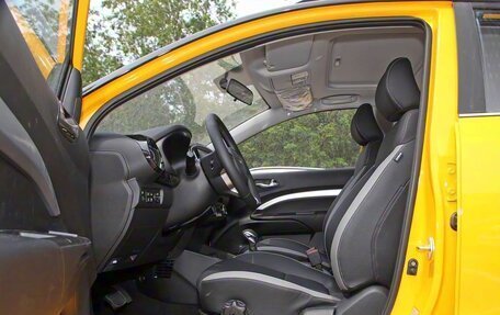 KIA Stonic, 2025 год, 1 930 000 рублей, 12 фотография