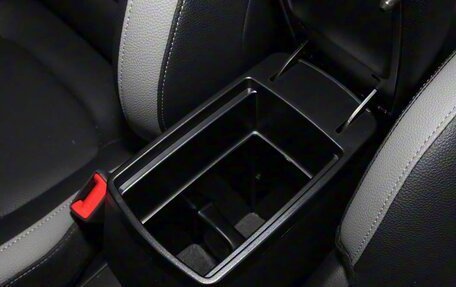 KIA Stonic, 2025 год, 1 930 000 рублей, 24 фотография