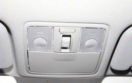 KIA Stonic, 2025 год, 1 930 000 рублей, 28 фотография