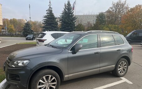 Volkswagen Touareg III, 2013 год, 2 500 000 рублей, 2 фотография