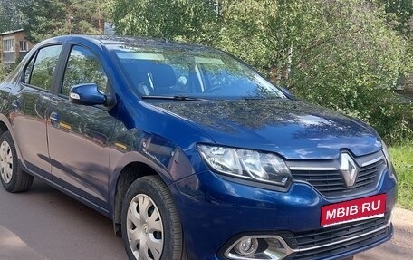Renault Logan II, 2017 год, 850 000 рублей, 1 фотография