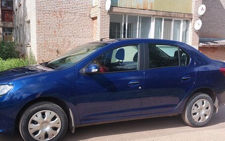 Renault Logan II, 2017 год, 850 000 рублей, 6 фотография