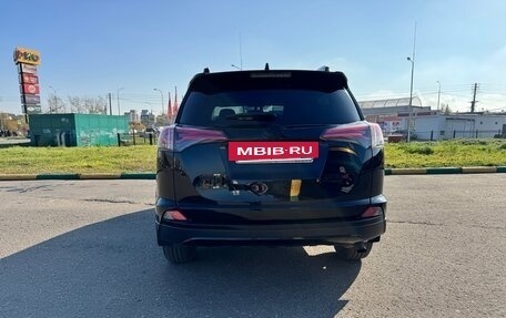 Toyota RAV4, 2017 год, 2 250 000 рублей, 5 фотография