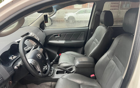 Toyota Hilux VII, 2012 год, 1 200 000 рублей, 2 фотография