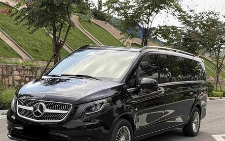 Mercedes-Benz Vito, 2022 год, 4 950 000 рублей, 1 фотография