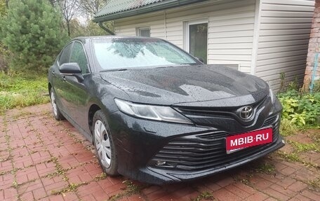 Toyota Camry, 2020 год, 1 650 000 рублей, 1 фотография