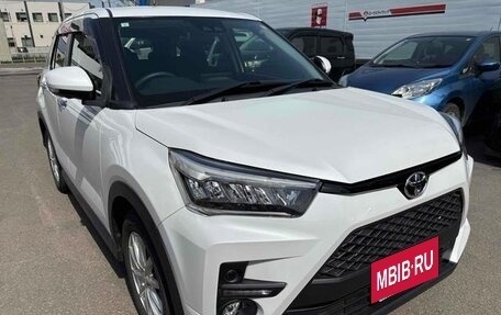 Toyota Raize I, 2021 год, 1 366 777 рублей, 3 фотография