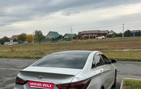 Hyundai Sonata VI, 2011 год, 1 100 000 рублей, 8 фотография