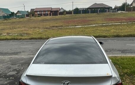 Hyundai Sonata VI, 2011 год, 1 100 000 рублей, 10 фотография