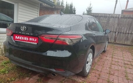 Toyota Camry, 2020 год, 1 650 000 рублей, 4 фотография