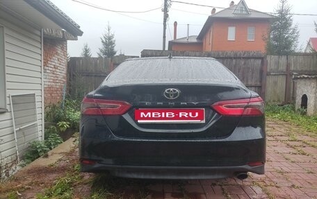 Toyota Camry, 2020 год, 1 650 000 рублей, 5 фотография