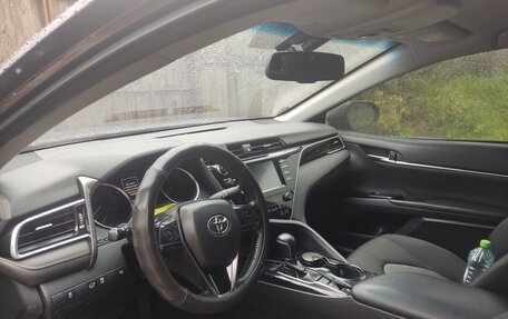 Toyota Camry, 2020 год, 1 650 000 рублей, 15 фотография