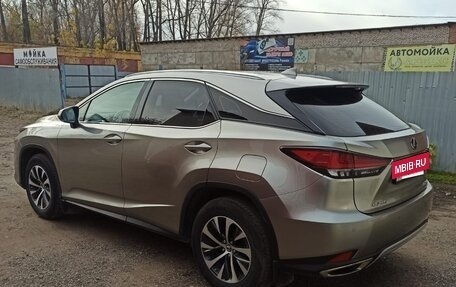 Lexus RX IV рестайлинг, 2021 год, 5 050 000 рублей, 7 фотография