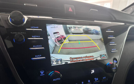 Toyota Camry, 2019 год, 2 700 000 рублей, 16 фотография