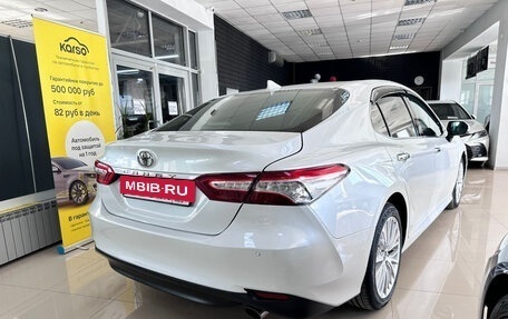 Toyota Camry, 2019 год, 2 700 000 рублей, 4 фотография