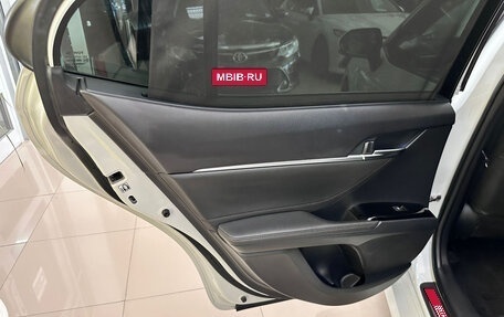 Toyota Camry, 2019 год, 2 700 000 рублей, 21 фотография