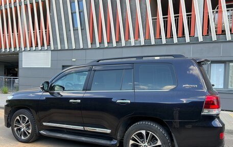 Toyota Land Cruiser 200, 2020 год, 10 500 000 рублей, 2 фотография