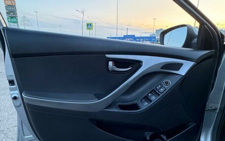 Hyundai Elantra V, 2015 год, 990 000 рублей, 11 фотография