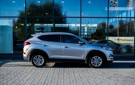 Hyundai Tucson III, 2018 год, 2 050 000 рублей, 8 фотография