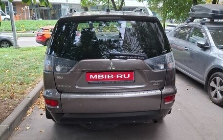 Mitsubishi Outlander III рестайлинг 3, 2010 год, 1 300 000 рублей, 1 фотография