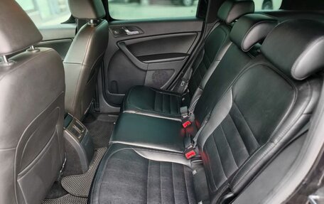 Skoda Yeti I рестайлинг, 2017 год, 1 750 000 рублей, 18 фотография