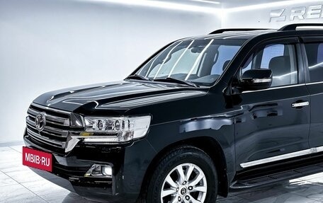 Toyota Land Cruiser 200, 2015 год, 4 750 000 рублей, 6 фотография