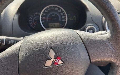 Mitsubishi Mirage VI рестайлинг, 2014 год, 520 000 рублей, 6 фотография