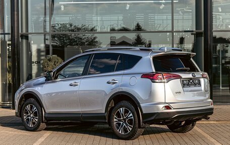 Toyota RAV4, 2018 год, 4 фотография