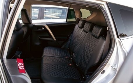 Toyota RAV4, 2018 год, 16 фотография